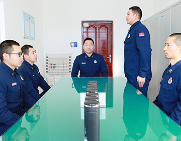 4讨论交流.JPG