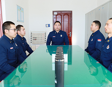 3讨论交流.JPG