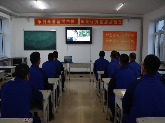 1组织观看.JPG