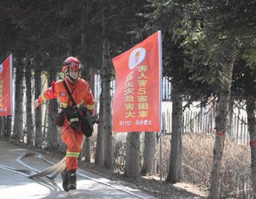 2.争分夺秒.jpg